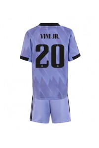 Fotbalové Dres Real Madrid Vinicius Junior #20 Dětské Venkovní Oblečení 2022-23 Krátký Rukáv (+ trenýrky)